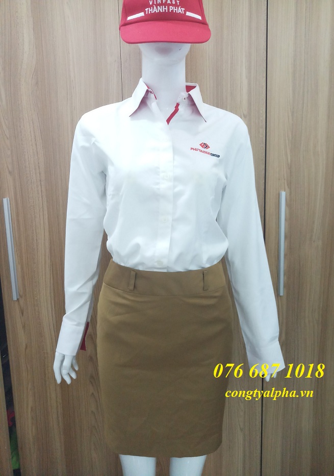 đồng phục nữ sơ mi trắng kèm chân váy